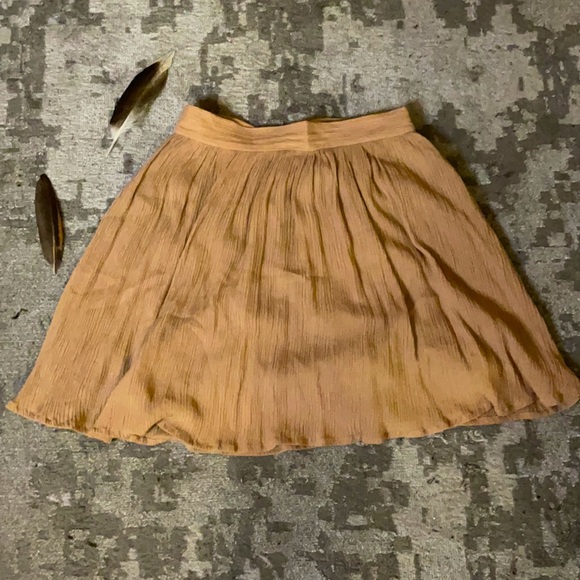 High Waisted Tan Linen Flounce Skirt - Picture 4 of 4